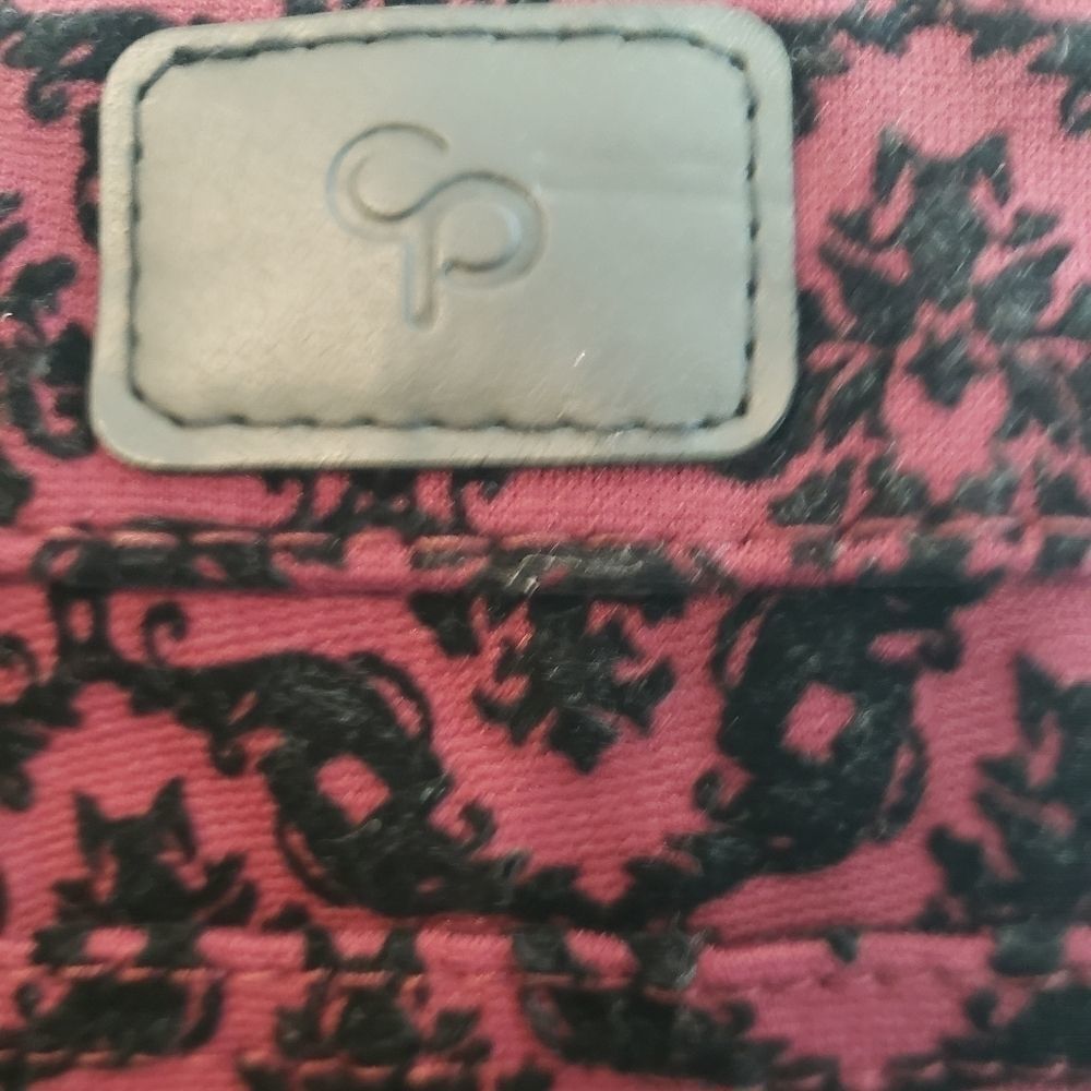 Celebrity Pink Pants - Picture 4 of 6